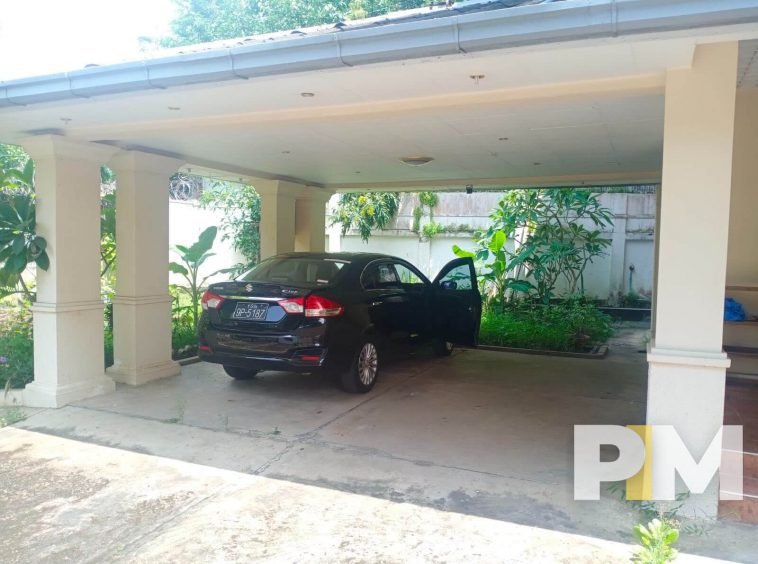 car parking space - House for rent in Yankin