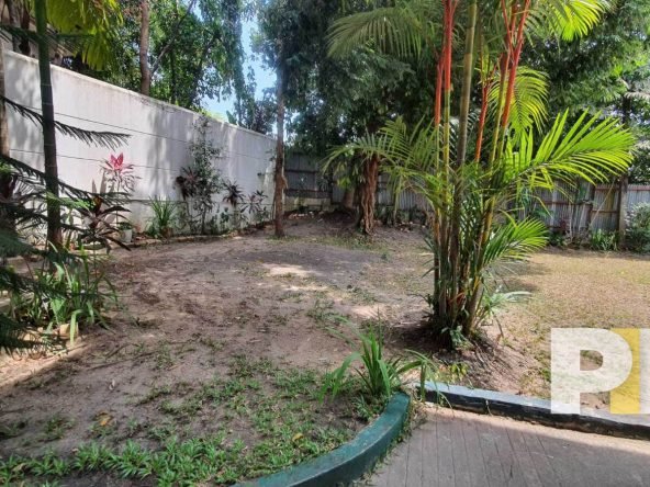 courtyard - Rent in Yangon