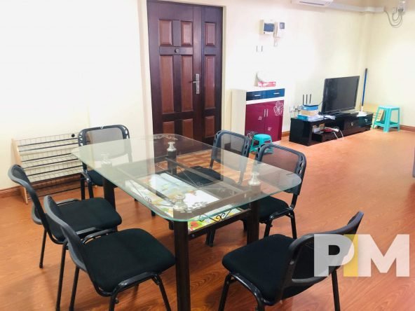 dining room with table and chairs - properties in Yangon