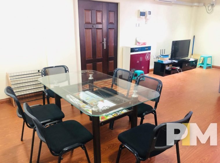 dining room with table and chairs - properties in Yangon