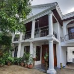 front view of the house - House for rent in Golden Valley