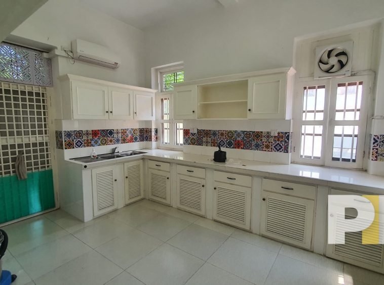 kitchen with cabinets - Rent in Myanmar