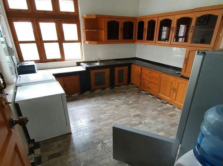 kitchen with cabinets - Rent in Yangon