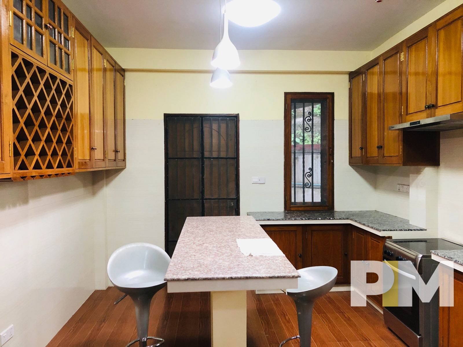 kitchen with dining table and chairs - properties in Yangon