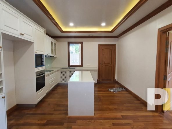 kitchen with oven - properties in Yangon