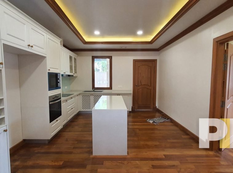 kitchen with oven - properties in Yangon