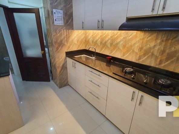 kitchen with stove - Rent in Yangon