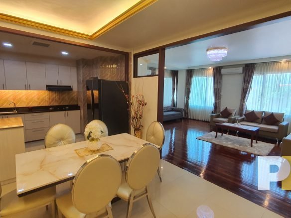 living room with open kitchen - Condo for rent in Kamayut