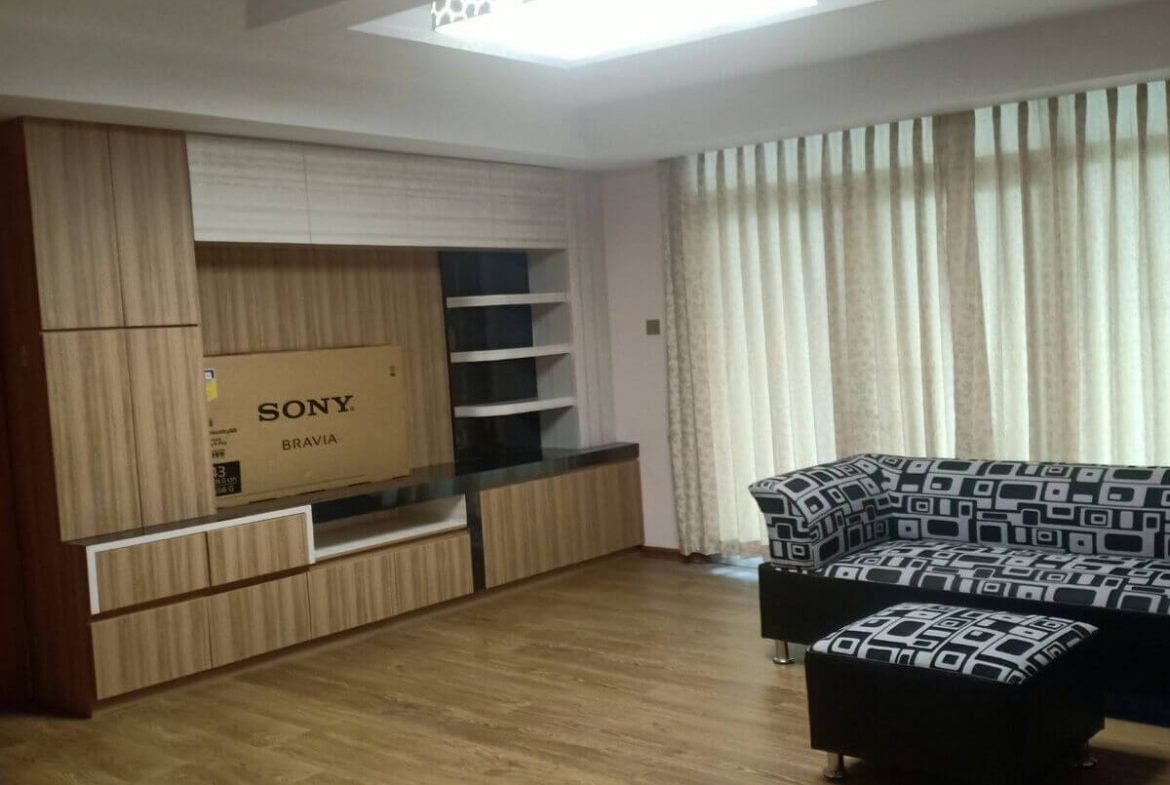 living room with sofa - Condo for rent in Hlaing
