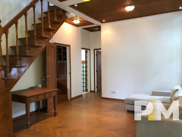 living room with sofa - House for rent in Golden Valley