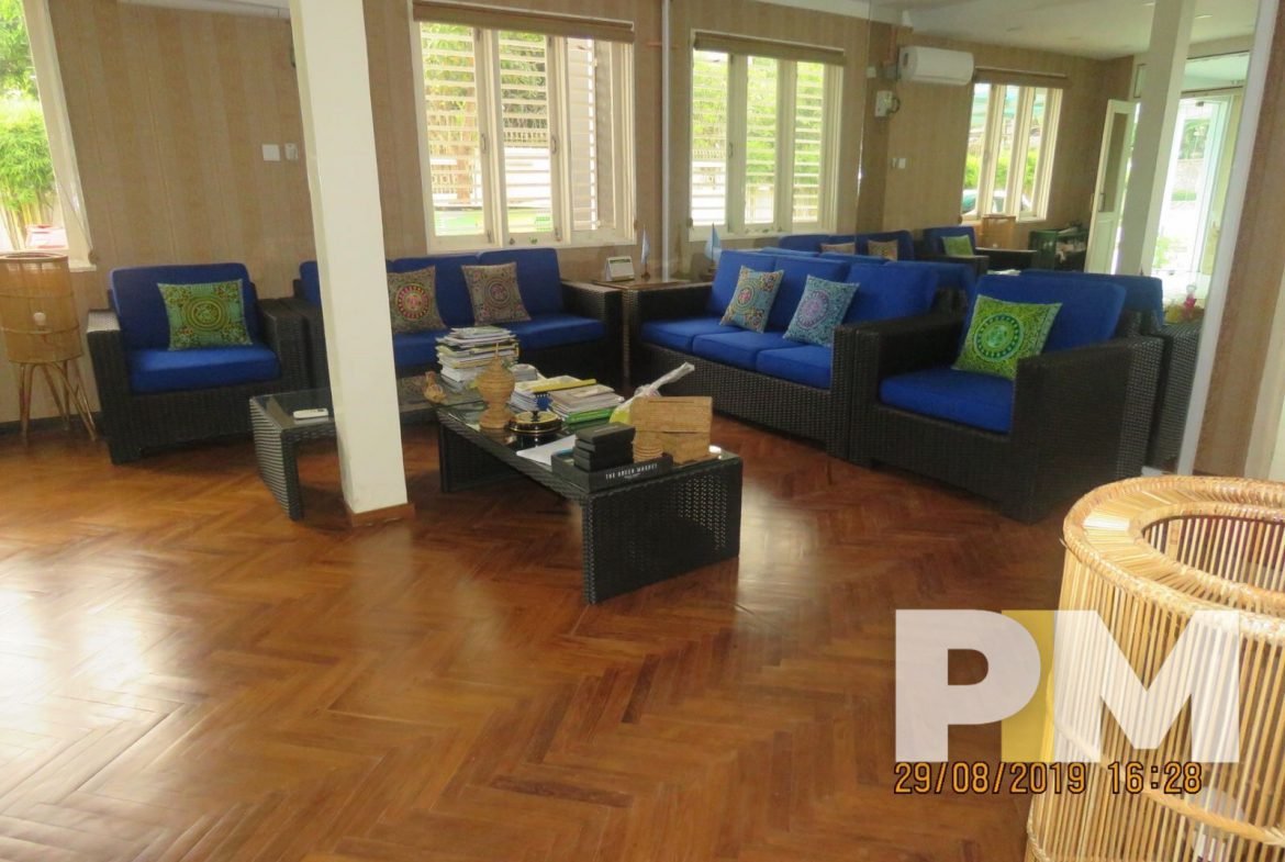 living room with sofa - Real Estate in Yangon