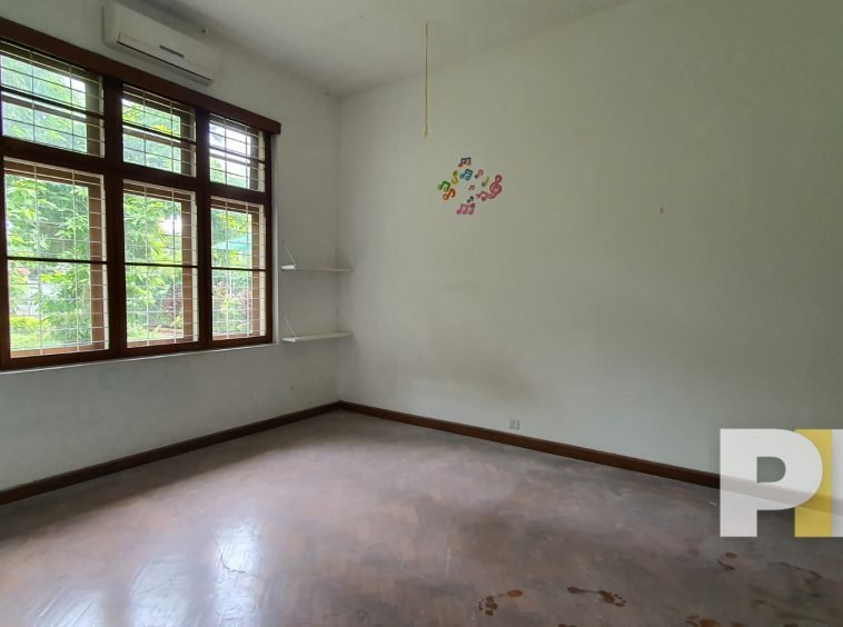 room with air conditioner - Home Rental Yangon