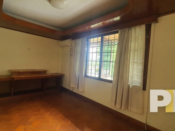 room with air conditioner - Home Rental Yangon
