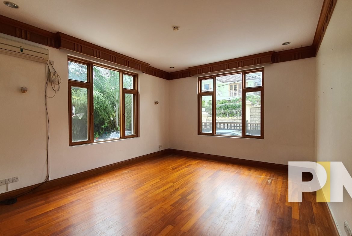 room with air conditioner - Home Rental Yangon
