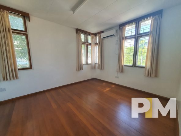 room with air conditioner - Myanmar House for rent
