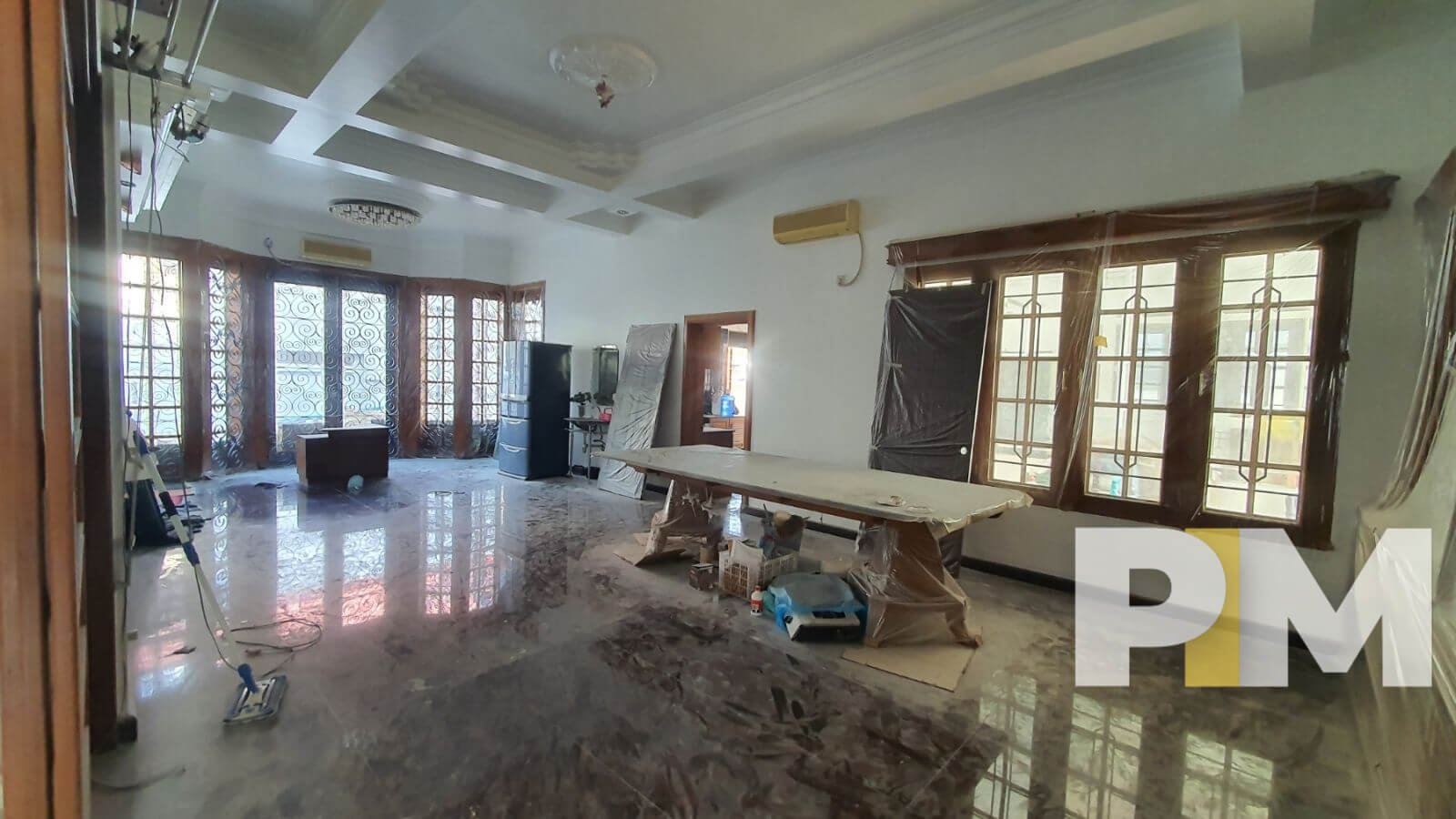 room with air conditioner - Real Estate in Yangon