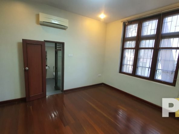 room with air conditioner - Real Estate in Yangon