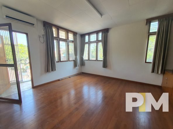 room with air conditioner - Rent in Myanmar