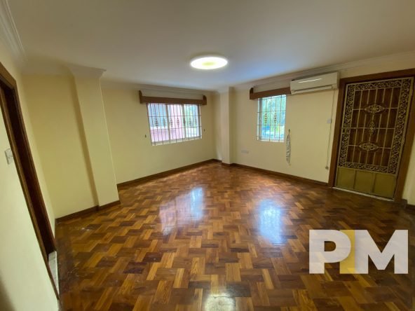 room with air conditioner - Rent in Yangon