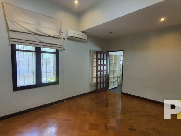 room with air conditioner - house for rent in Kamayut