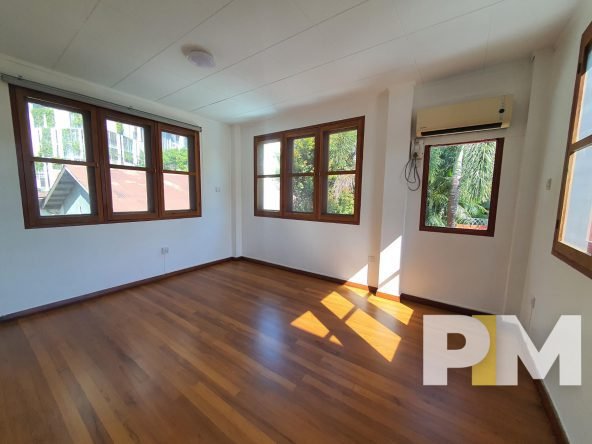 room with air conditioner - properties in Yangon