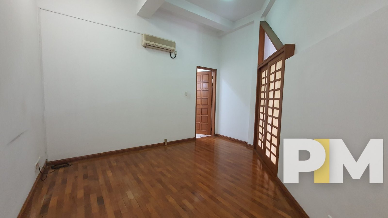 room with air conditioner - properties in Yangon