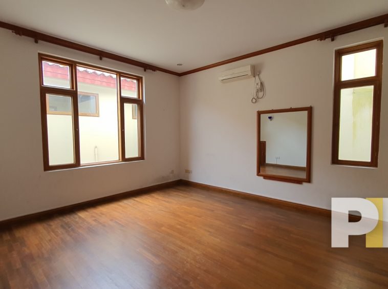 room with air conditioner - properties in Yangon