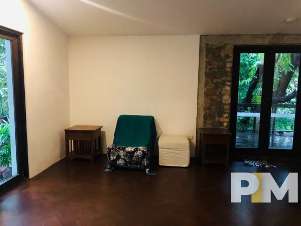 room with balcony - Yangon Real Estate
