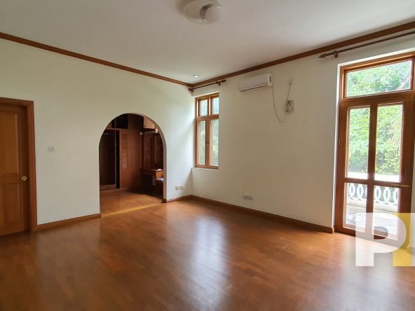 room with balcony - properties in Yangon