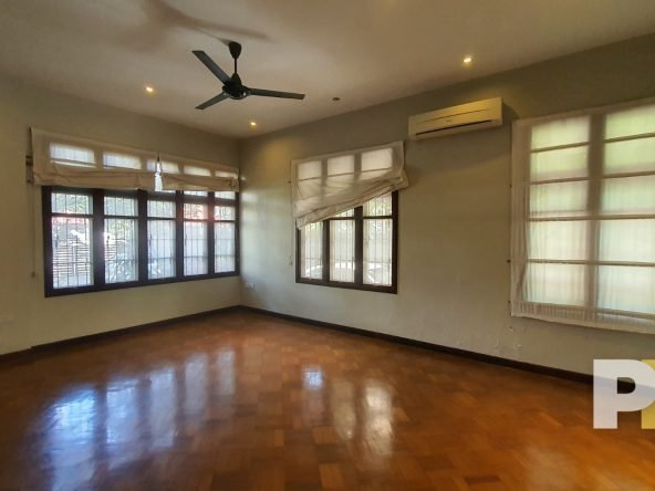 room with ceiling fan - Rent in Myanmar