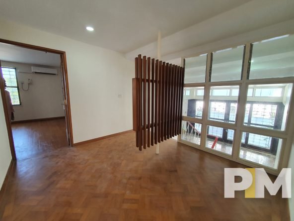 room with ceiling light - Myanmar Property