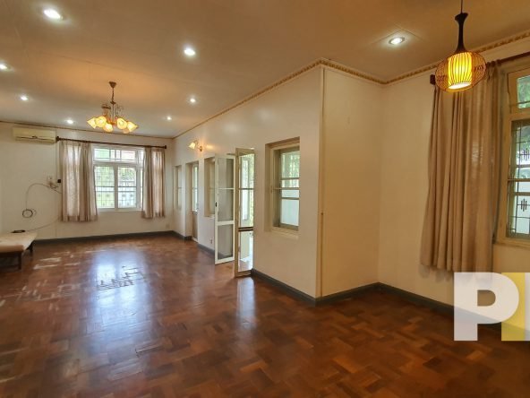 room with ceiling light - Yangon Real Esatet