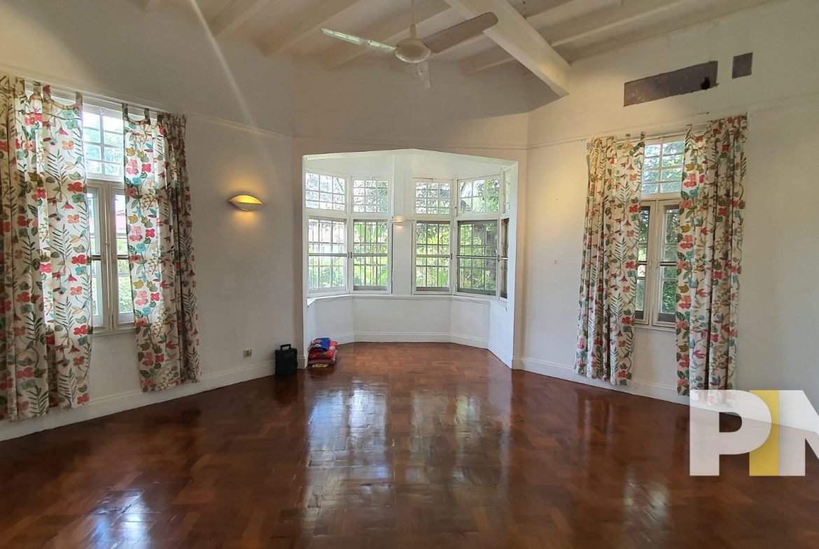 room with curtains - property in Yangon