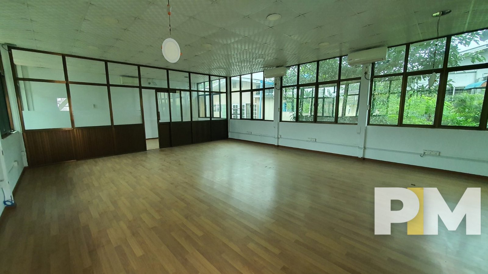 room with glass window - Myanmar House for rent