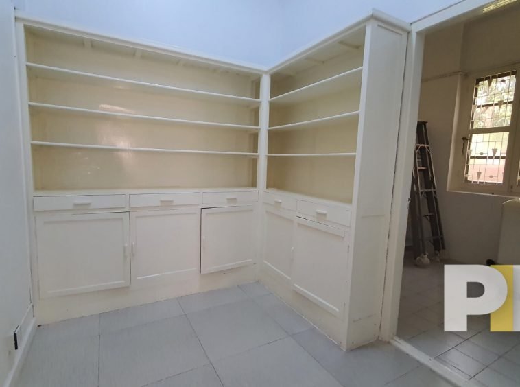 room with shelves - Rent in Myanmar