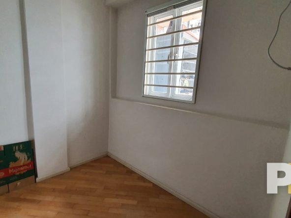 room with window - property in Yangon