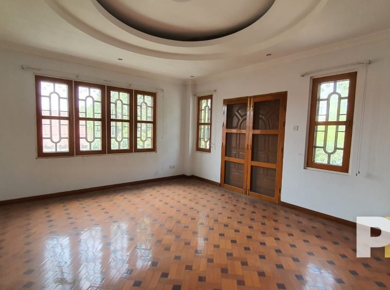 room with windows - Home Rental Yangon