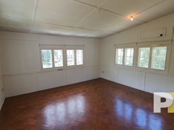 room with windows - Yangon Real Estate