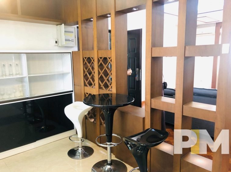 room with wine table and chairs - Condo for rent in Yawmingyi