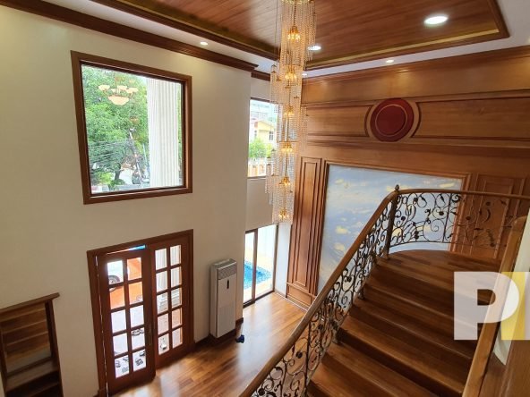 staircase - Rent in Yangon