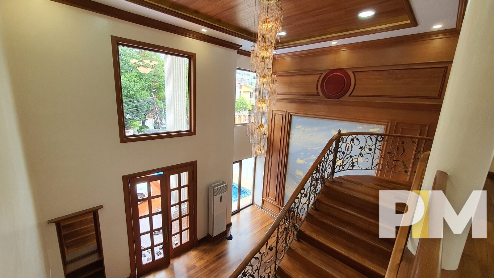 staircase - Rent in Yangon