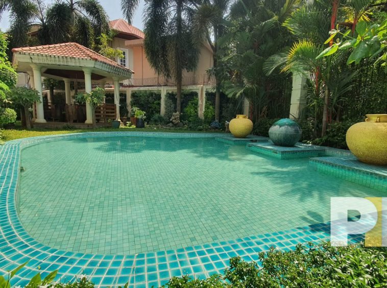 swimming pool - Myanmar Real Estate