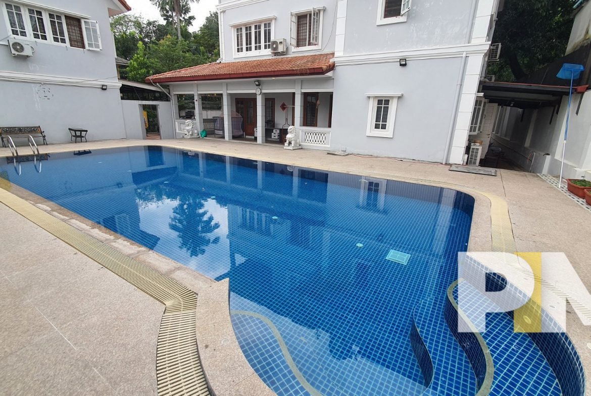 swimming pool - Rent in Yangon