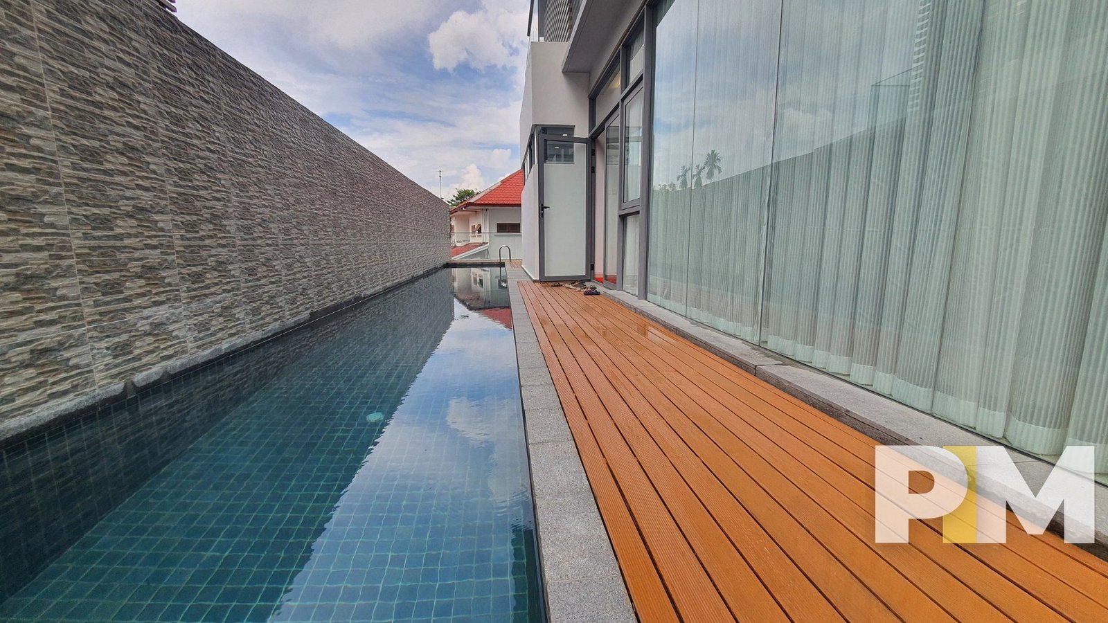 swimming pool - Yangon Property