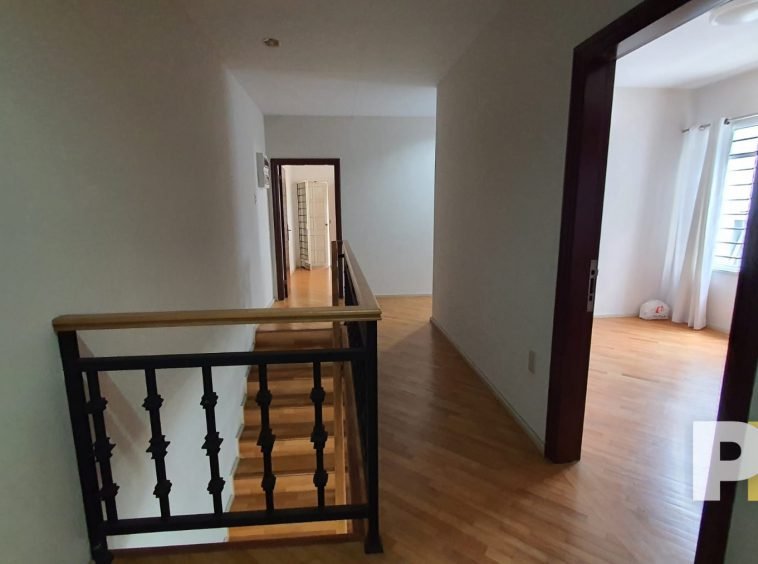 upstair corridor - House for rent in Golden Valley