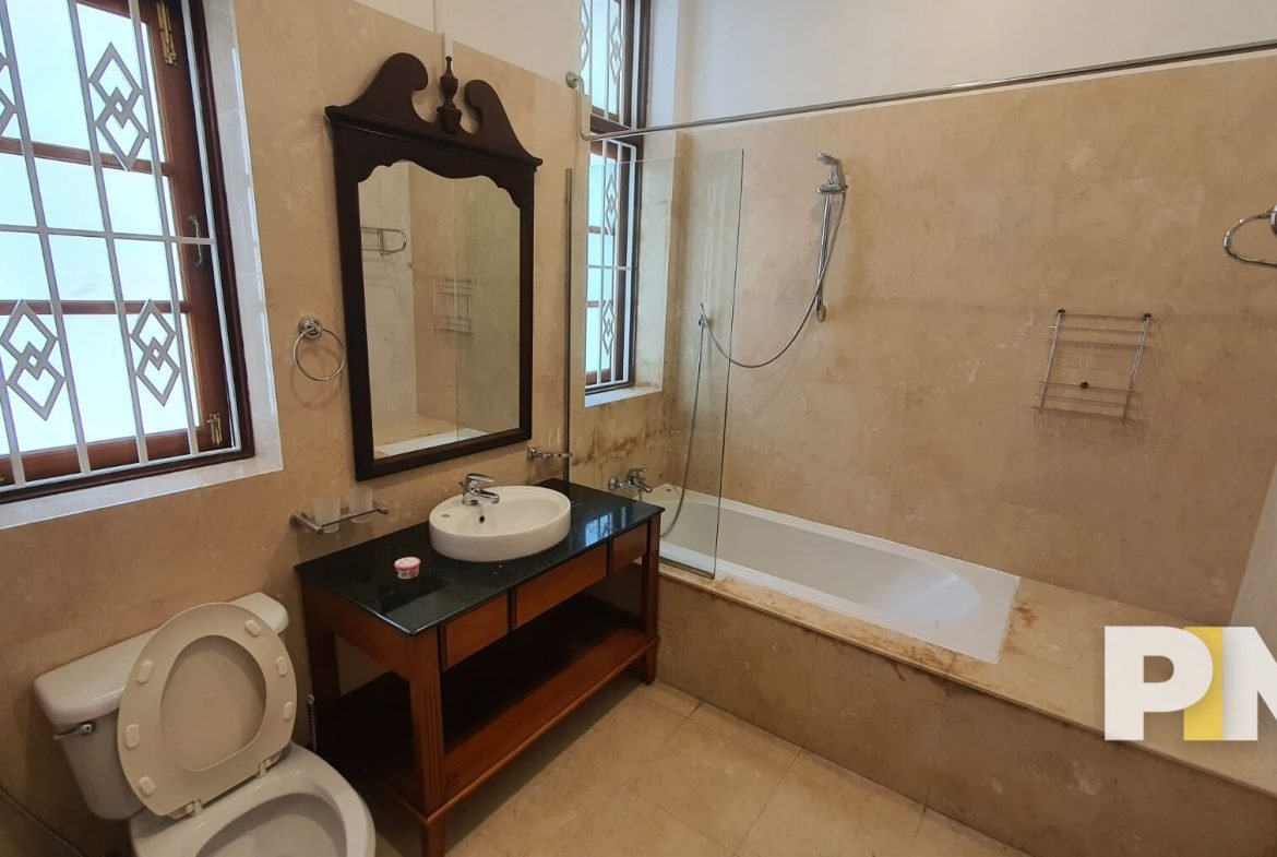 Bathroom with bathtub - Yangon Real Estate