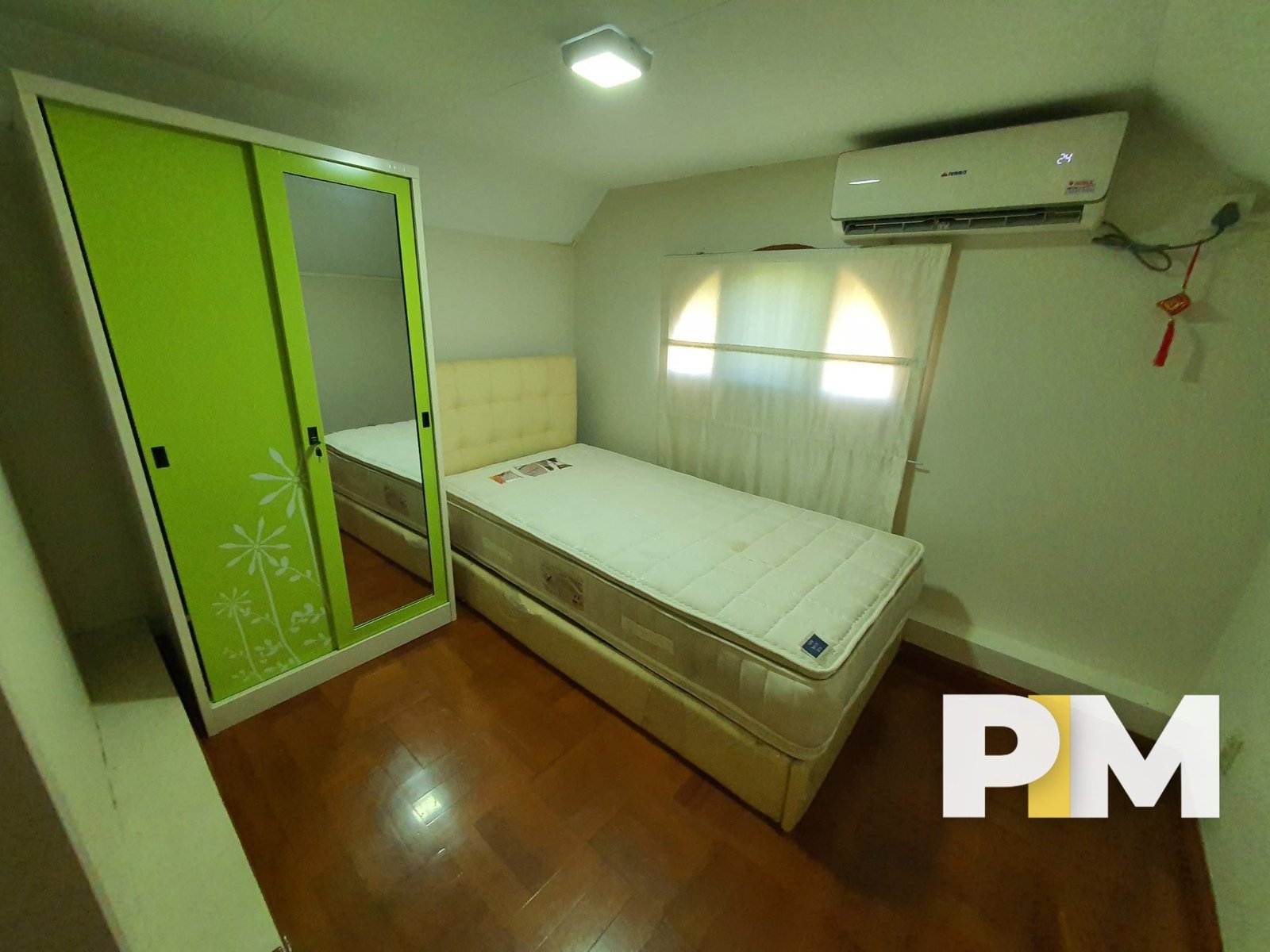 Bedroom with wardrobe - Myanmar Real Estate
