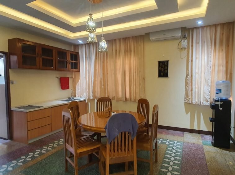 Dining tabel and chairs - Yangon Real Estate