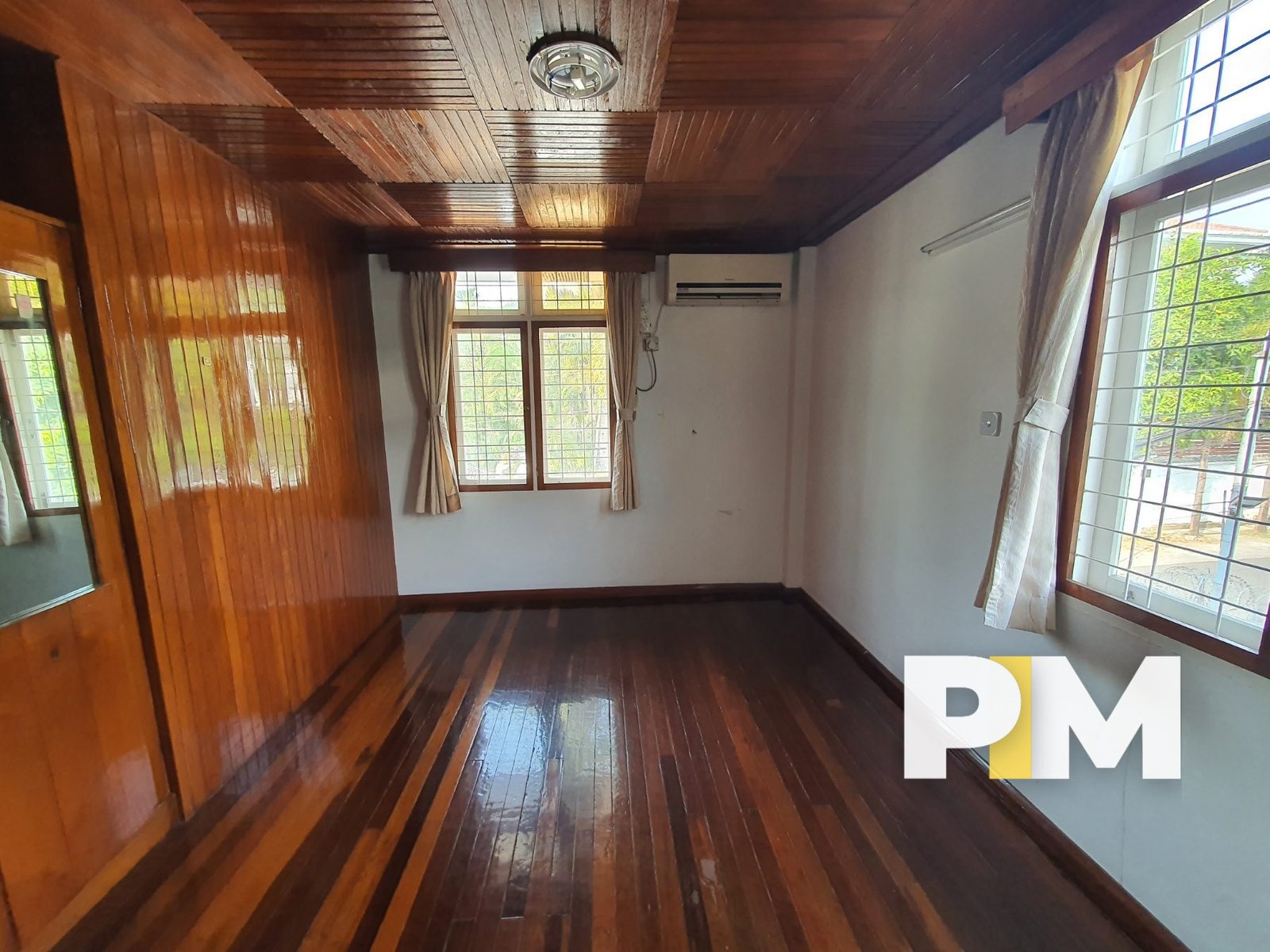 Room with natural light - Myanmar Real Estate