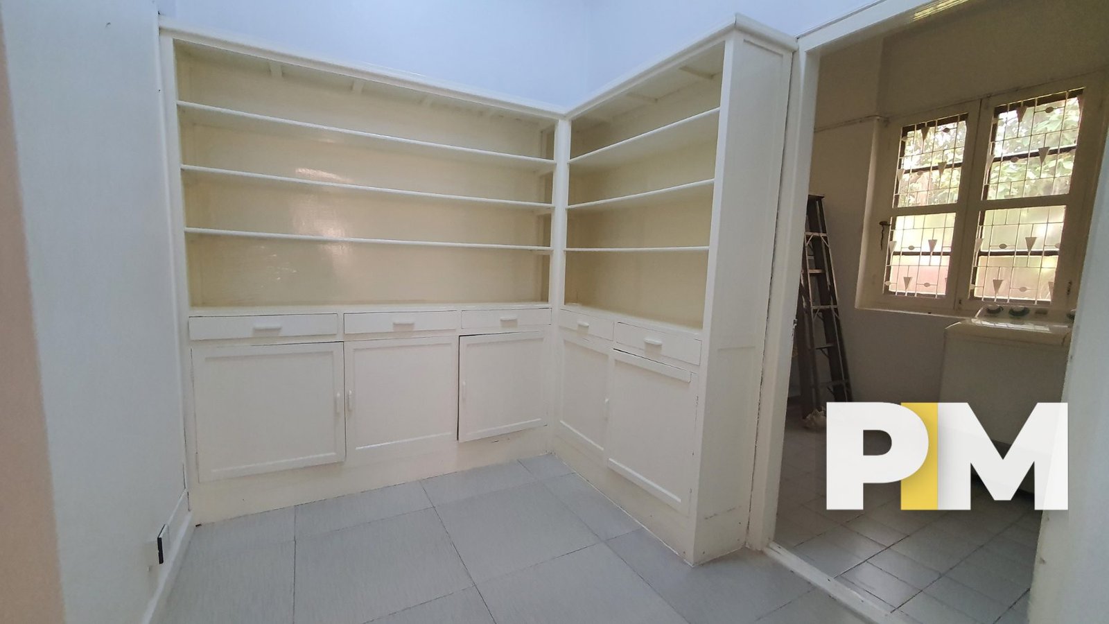 Room with shelf - Yangon Real Estate
